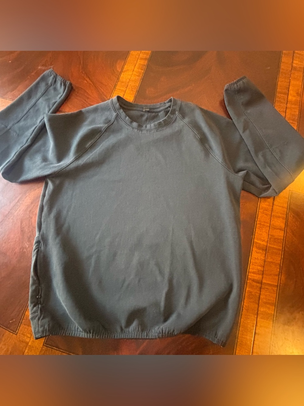 Zella Performance Raglan Crewneck Sweatshirt with Side Zip Pockets - Charcoal L